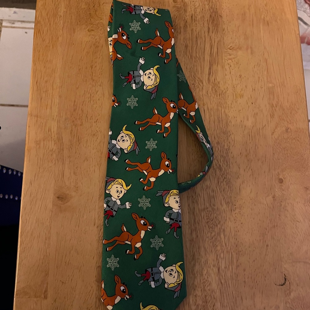 Rudolph the reindeer men necktie